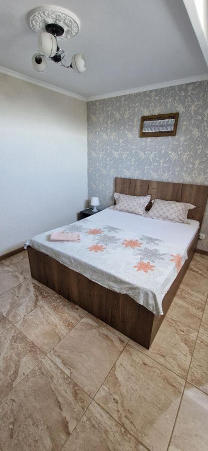 Tecuci Apartment In The Center Chisinau Luaran gambar